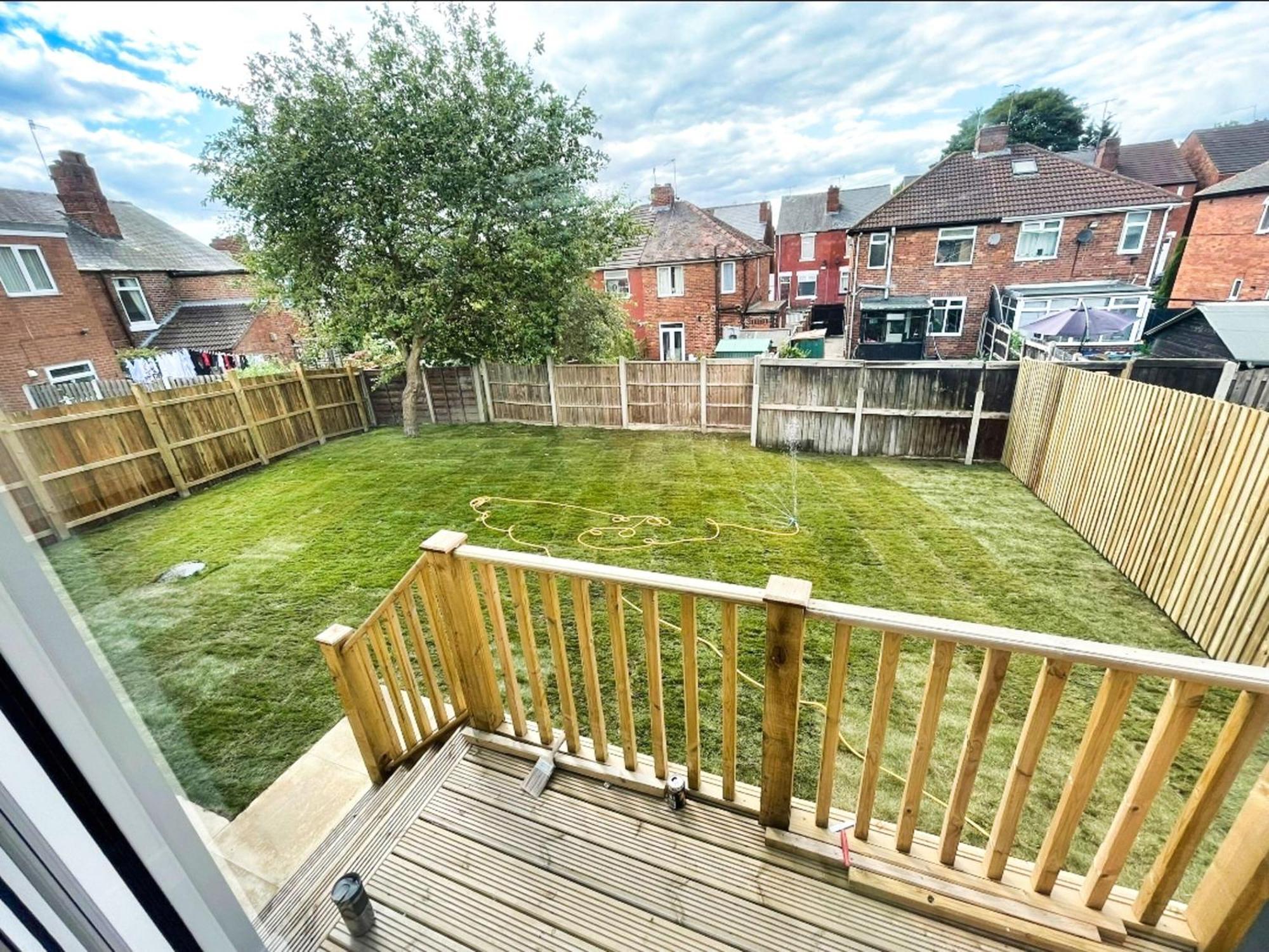 Rotherham - Rawmarsh - Great Customer Feedback - 2 Bed Bungalow - New Build - High End Furnishings - Wheel Chair Accessible - Large Enclosed Garden - Dog Friendly Ngoại thất bức ảnh