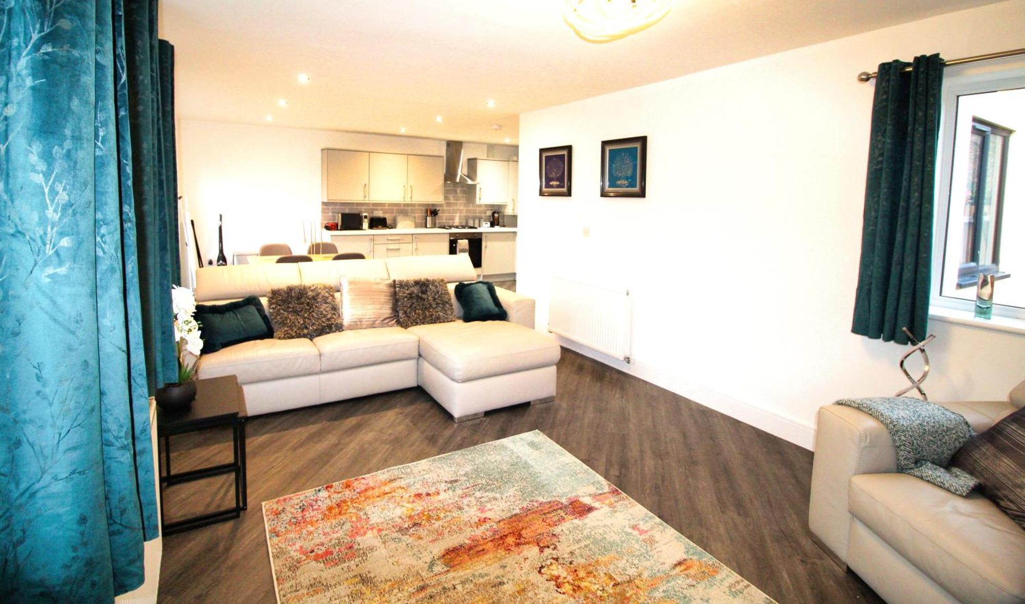 Rotherham - Rawmarsh - Great Customer Feedback - 2 Bed Bungalow - New Build - High End Furnishings - Wheel Chair Accessible - Large Enclosed Garden - Dog Friendly Ngoại thất bức ảnh